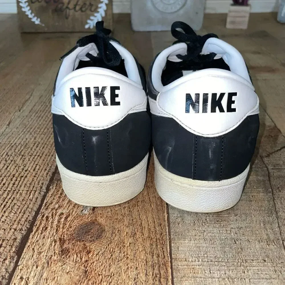Nike Mens Classic 312495-011 Black White Running Shoes Sneakers Size 9.5